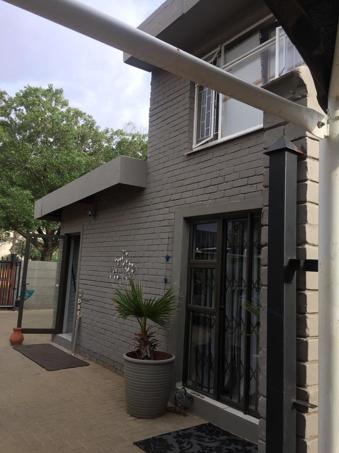 80 On Benade Apartment Bloemfontein Exterior foto
