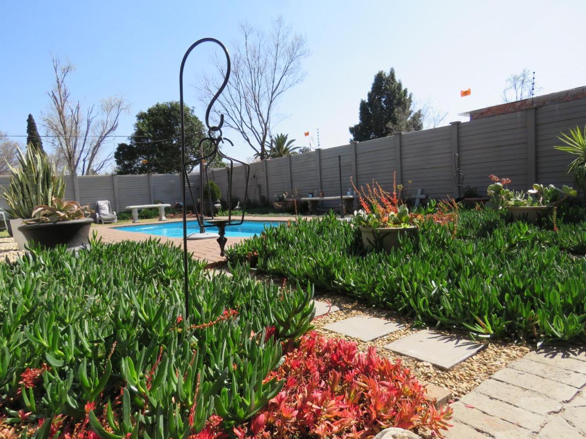 80 On Benade Apartment Bloemfontein Exterior foto